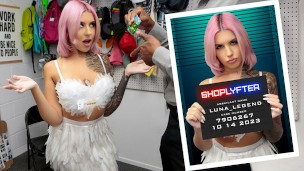 Case No. 7906267 – The Candy Thief by Shoplyfter Featuring Luna Legend & Jovan Jordan – TeamSkeet