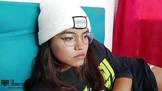 I’m Hot and I Want to Fuck My Step Sister Today