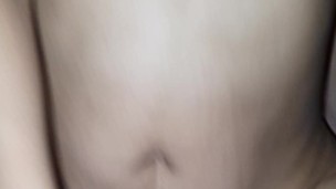 Universitaria Méxicana – mostrando sus tetas mientras monta.